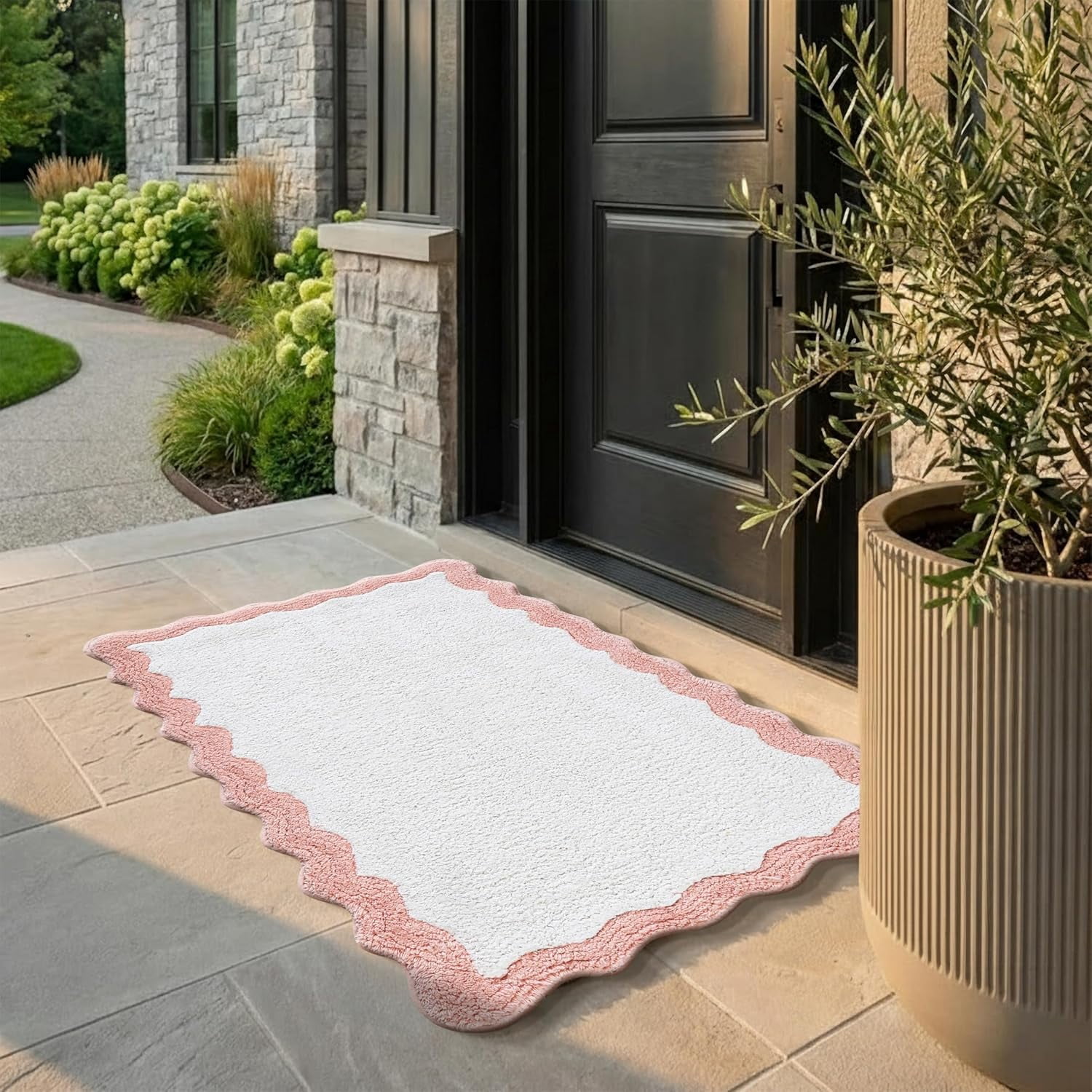 Savi Home Cotton Scalloped Bath Mat with Anti-Skid Backing, Blush Pink, 20" x 32"