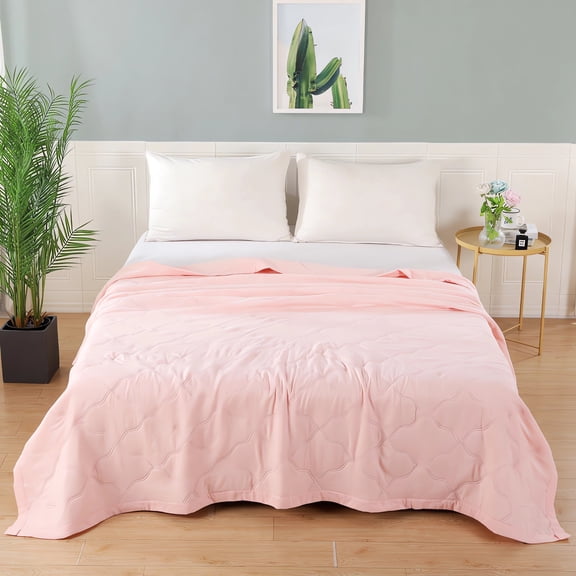 Cotton Summer Quilt,78x59inch Thin Ice Cream Cool Summer Blanket,Cooling and Breathable,Soft Summer Bedding,Support Machine Wash,Used for Summer Sleep , Nap, Travel,Car(Pink)