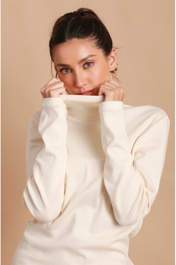 Women's Turtleneck Long Sleeve Shirt Size: 5 | Color: Natural
