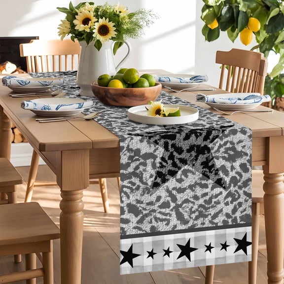 Country Star Table Runner, Vintage Gray Leopard Print Five-pointed Star Washable Kitchen Table Runners Dress Scarves for Dining Table Decorations Party/Restaurant/Indoor Outdoor Use, 13x36in