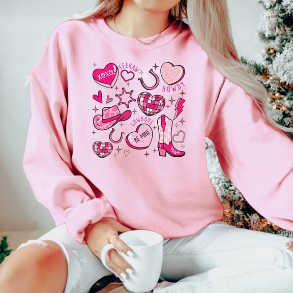 Country Valentine Sweatshirt, Howdy Valentine Sweatshirt, Western Valentine Sweatshirt, Highland Cow Sweatshirt, Cowgirl Boots Sweatshirt, XOXO Sweatshirt