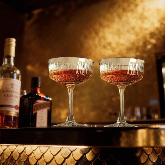 Coupe Glasses, Martini Glasses Set of 4, Vintage Champagne Coupe Glasses, 8oz Large Martini Glass, Crystal Retro Style Cocktail Glass for Elegant Bar Drinks, Vintage Art Glassware