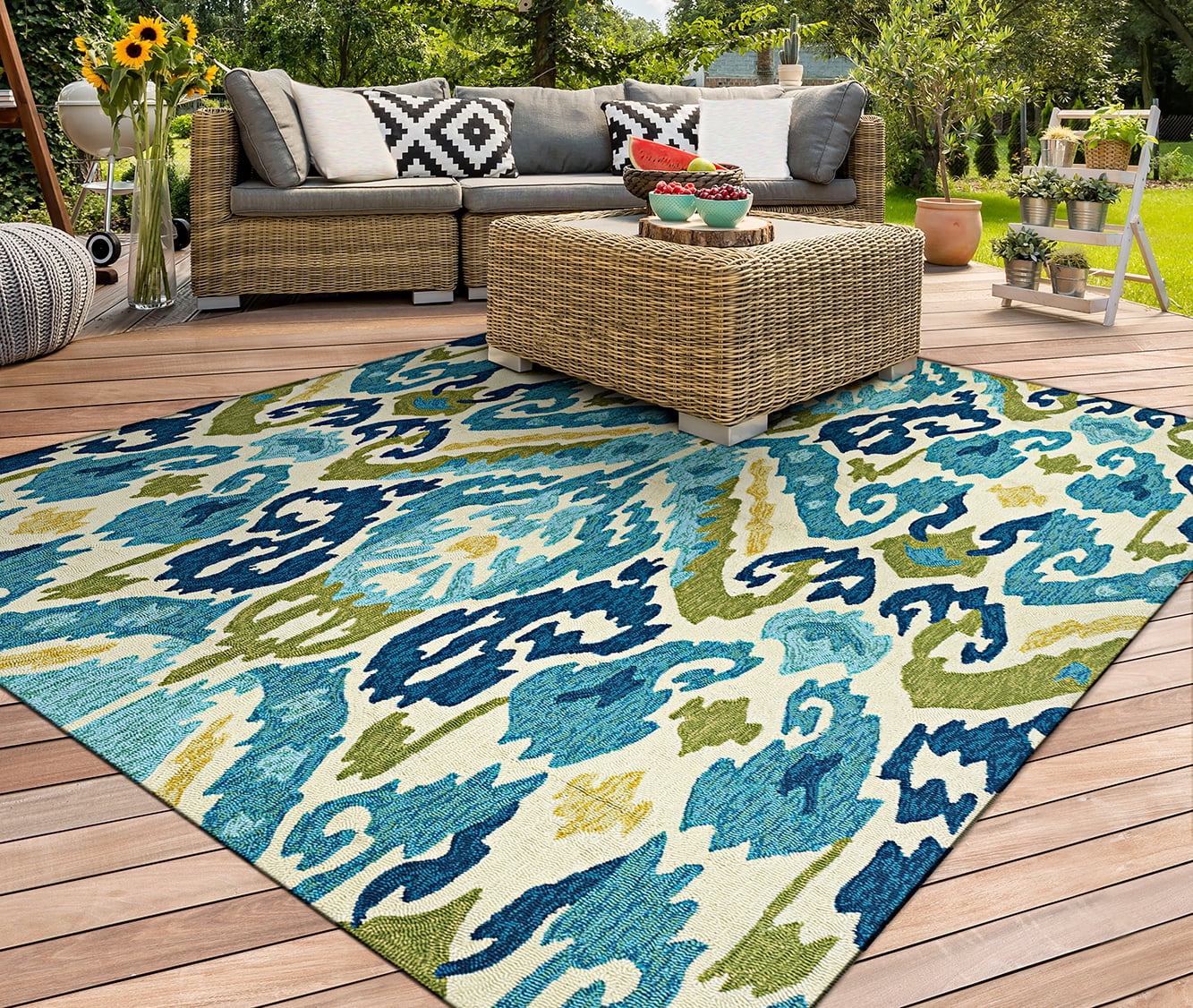 Azure Breeze Hand-Hooked Rectangular Outdoor Area Rug