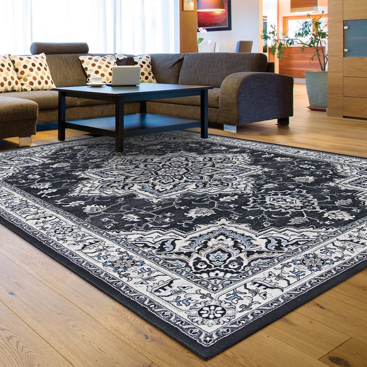 Couristan Sultan Treasures Harish Area Rug, 2' x 3'7", Charcoal