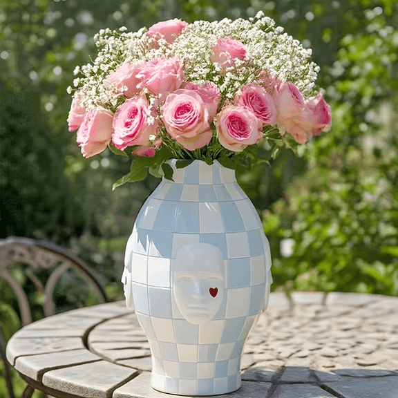 Courtyard Art Vase Waterproof Resin Relief Art Ornaments Modular Human Face Resin Vase Courtyard Three-dimensional Flower Arrangement Decoration.