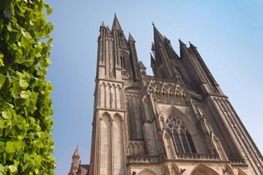 Coutances Cathedral Coutances Canvas Art - Walter Bibikow DanitaDelimont (28 x 19)