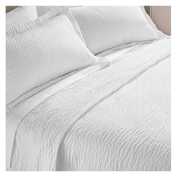 Coverlet King Size | Lightweight & Breathable Cotton Blend | Bedspread with Wash-Activated Ripple Texture | Hotel Bedspread | White Quilt for All Season