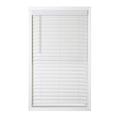 Coverscaped 2.5" Cordless Faux Wood Smooth White Blinds with 3.25" Smooth Valance, 24.25 x 36