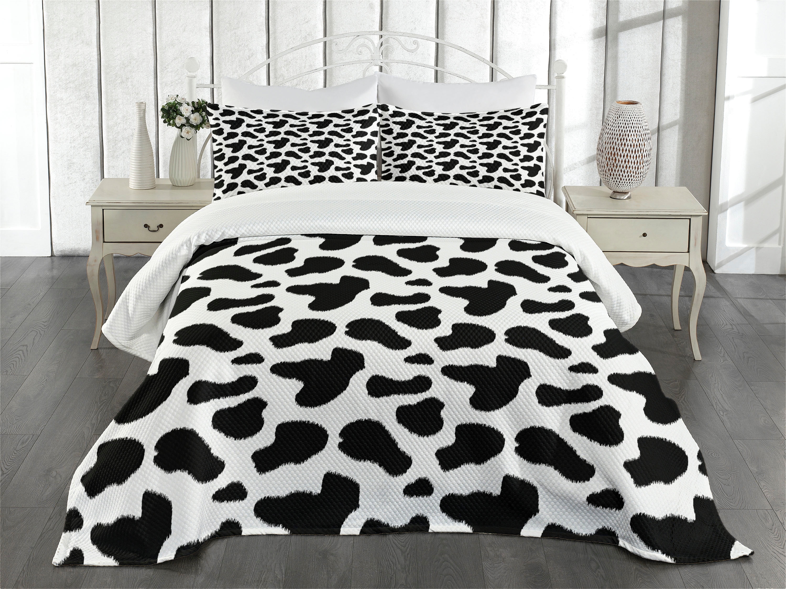 Cow Print Bedspread Set Queen Size, Cow Hide Pattern with Spots Farm