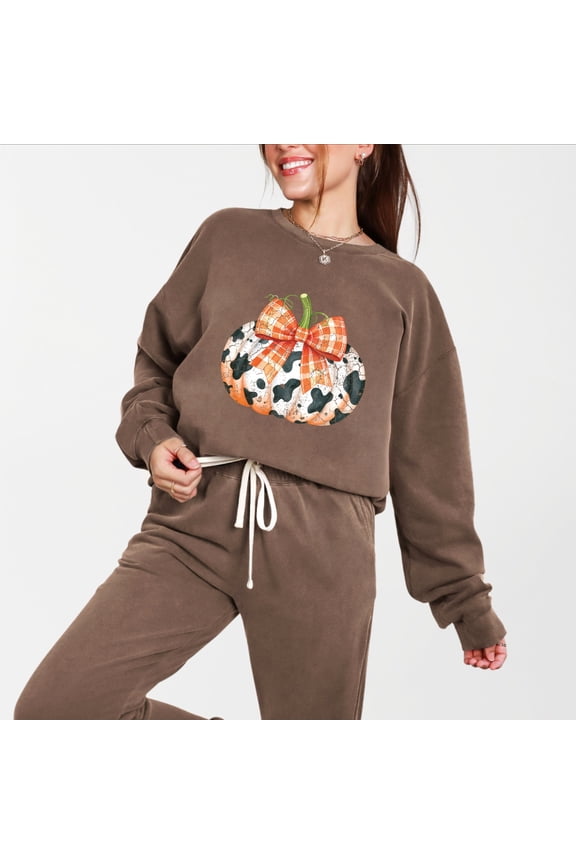 Cow Pumpkin Coquette Distressed - Lightweight Garment Dyed Sweatshirt
