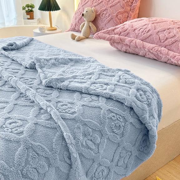 Cozival Heart Shaped Plush Blanket (Soft & Warm) - Washable Lightweight Throw for Couples, Mothers, Fathers & Friends - Suitable for Sofa & Bed - 100X150cm, Heart Shaped Sofa Cover, Blue
