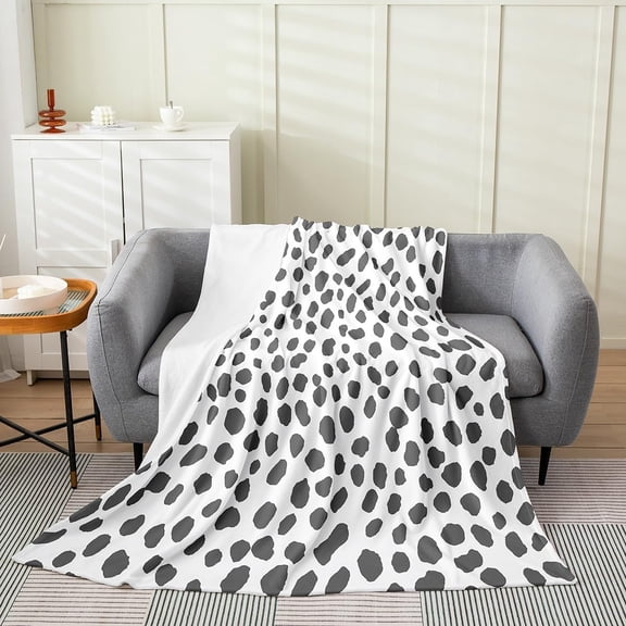 Cozy Black And White Dalmatian Print Throw Blanket For Couch And Bed Soft Flannel Fleece Blanket