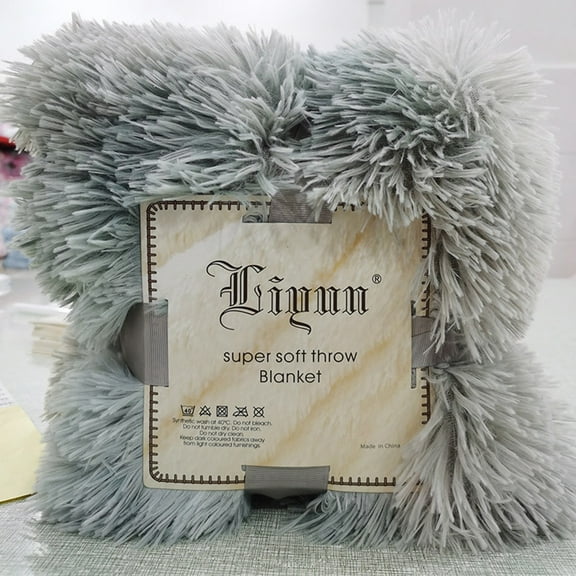 Cozy Bliss Faux Fur Throw Blanket for Couch, Cozy Soft Plush Thick Winter Blanket for Sofa Bedroom Living Room (Grey)