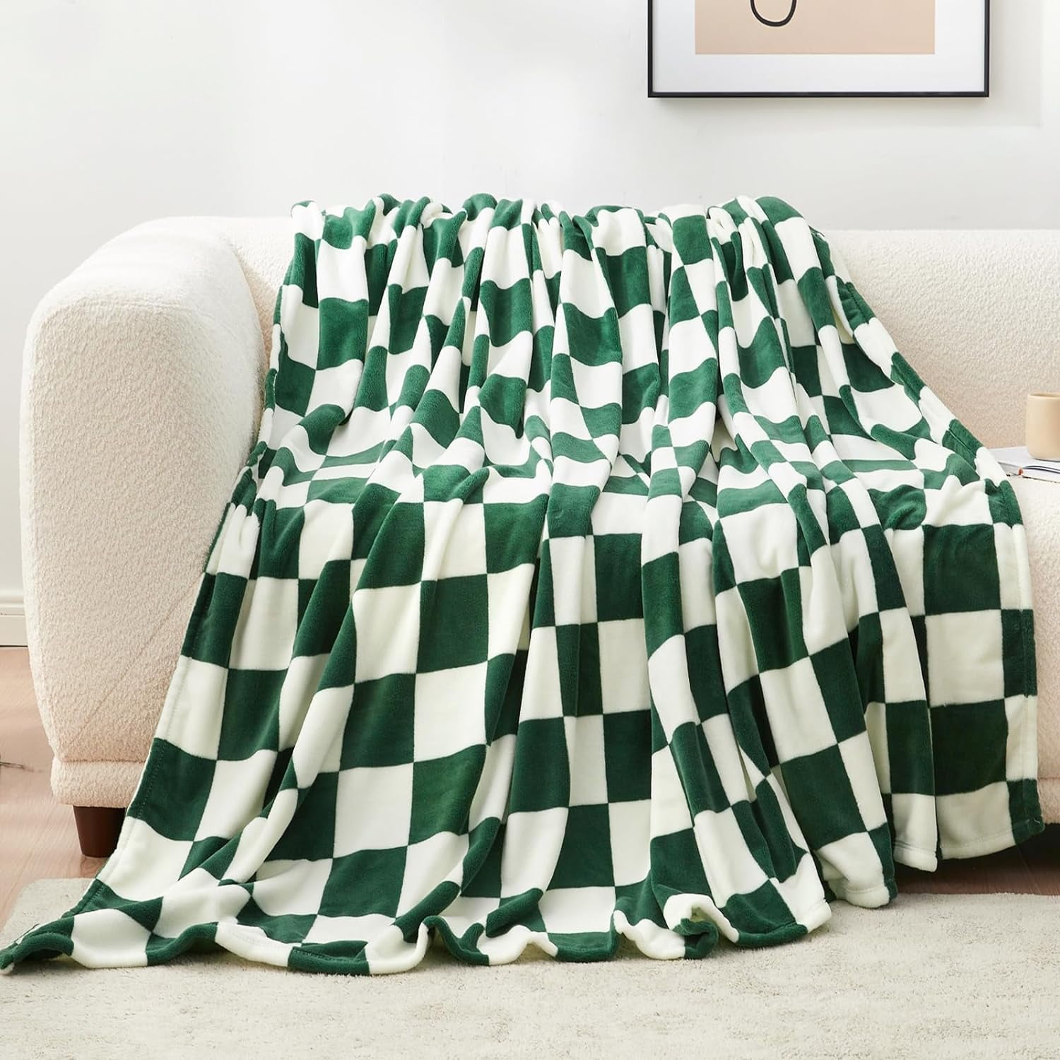 Cozy Bliss Green Checkered Throw Blanket Ultra Soft Warm Fleece
