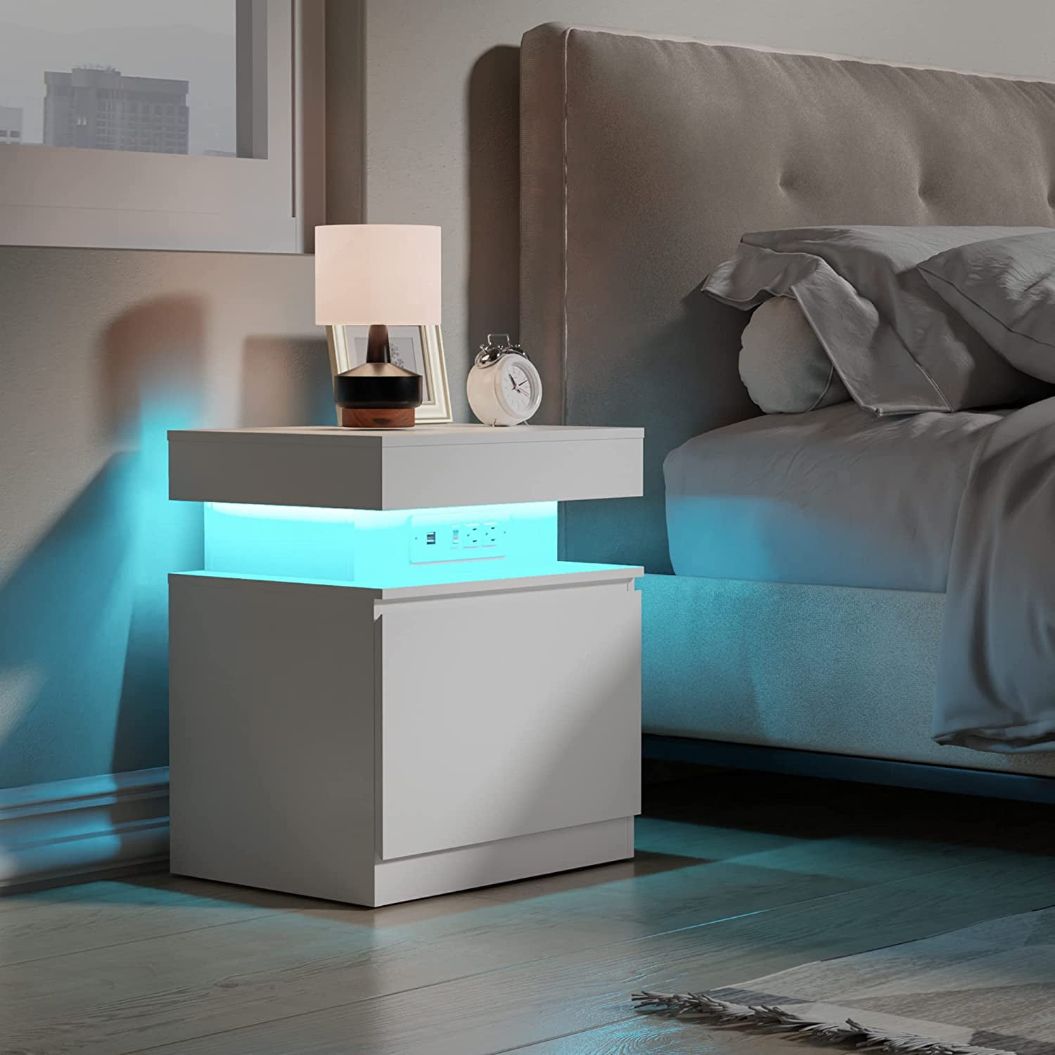 Mini Snow Queen LED Bedside Lamp