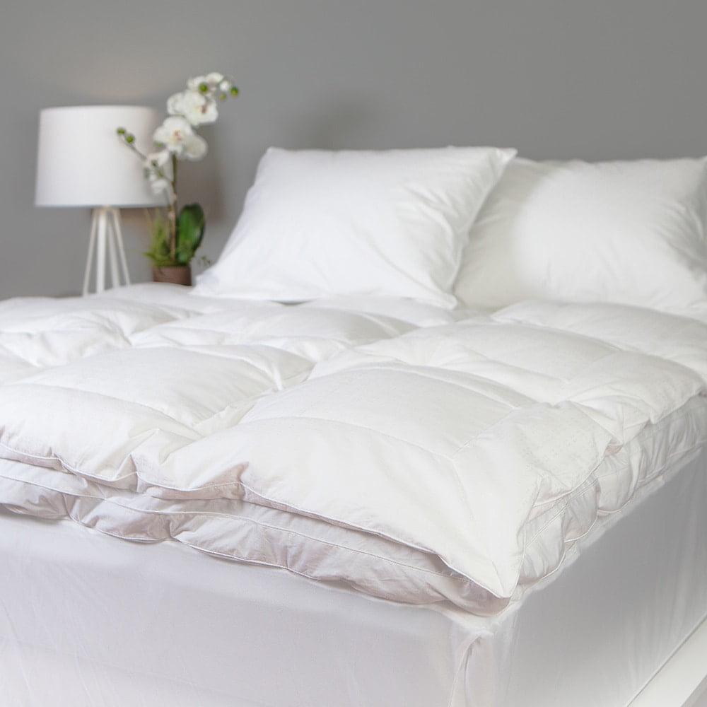 California King White Goose Feather and Down Cotton Mattress Topper