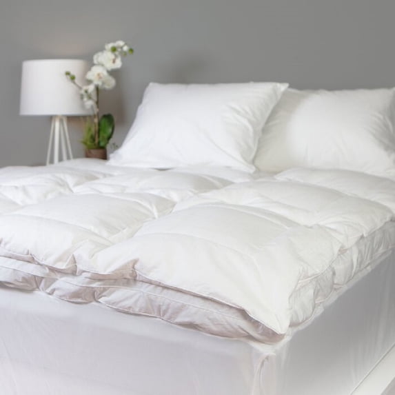 Cozy Clouds Luxury Down Featherbed Full Mattress Topper
