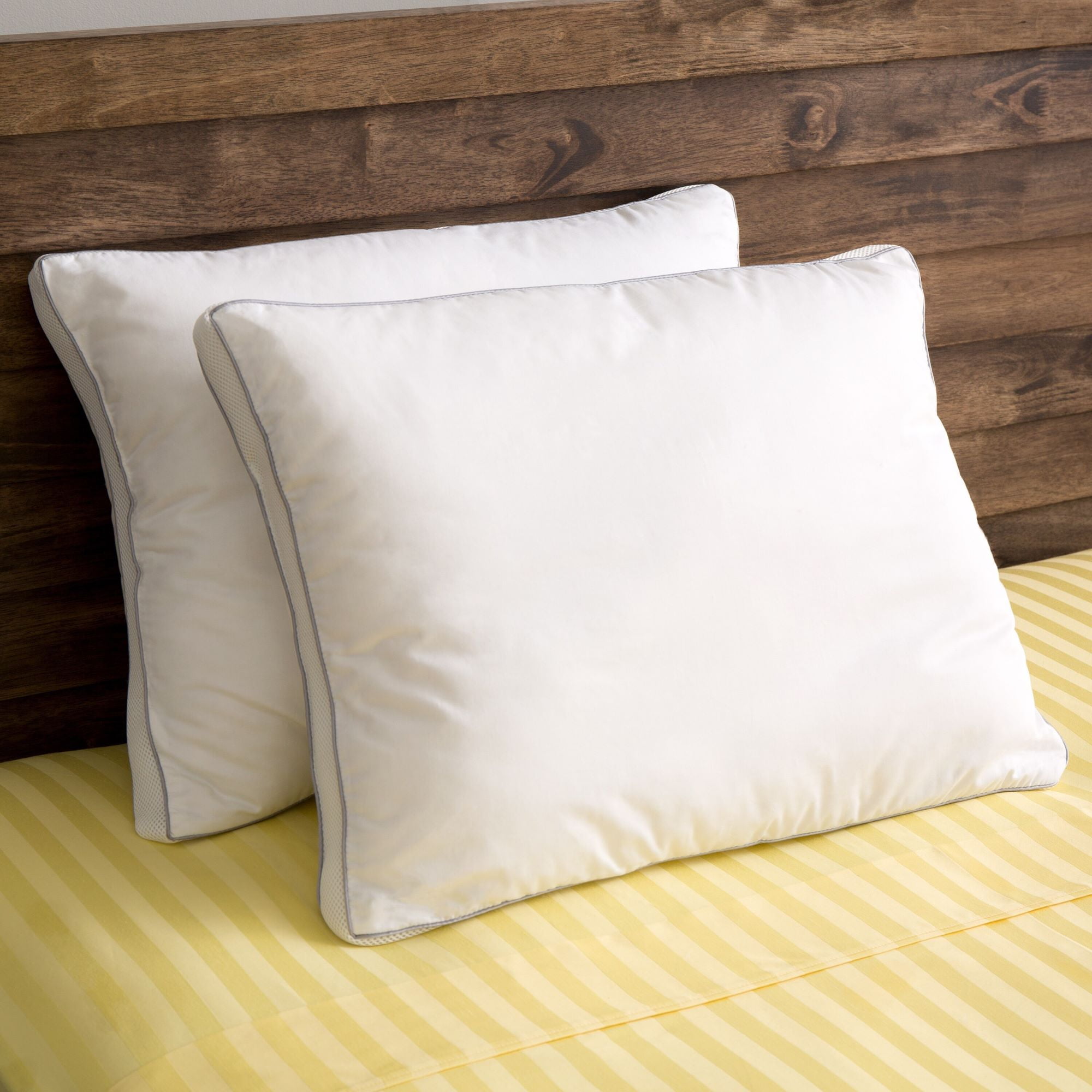 White Hypoallergenic Polyester Standard Bed Pillow