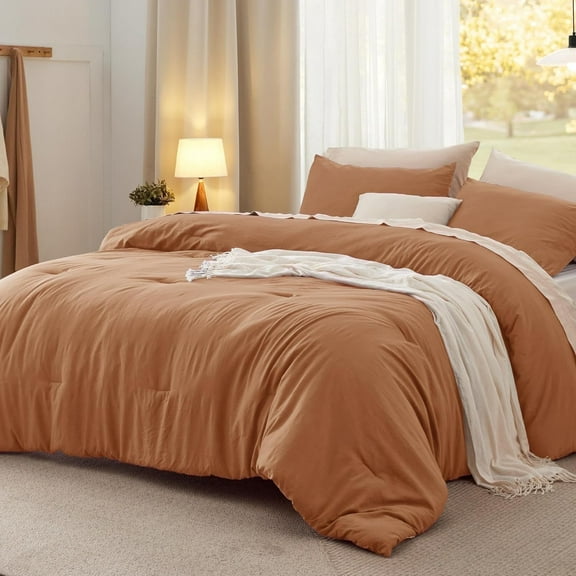 U by Bedsure 3 Pieces Queen Comforter Bedding Set, Caramel Comforter Set for All Seasons, 1 Lightweight Prewashed Comforter and 2 Pillowcases,Queen,Caramel