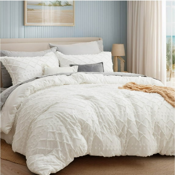 U by Bedsure Comforter Set, Boho Tufted Shabby Chic Bedding Comforter Set, 3 Pieces Vintage Farmhouse Bed Set for All Seasons, Soft Bedding Set with 2 Pillow Shams,King,Ivory