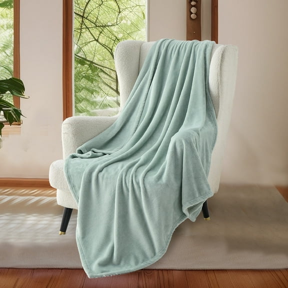 U by Bedsure Fleece Throw Blanket for Couch Sage Green, 260GSM Lightweight Plush Fuzzy Cozy Soft Blankets and Throws for Sofa, 49x59 inches