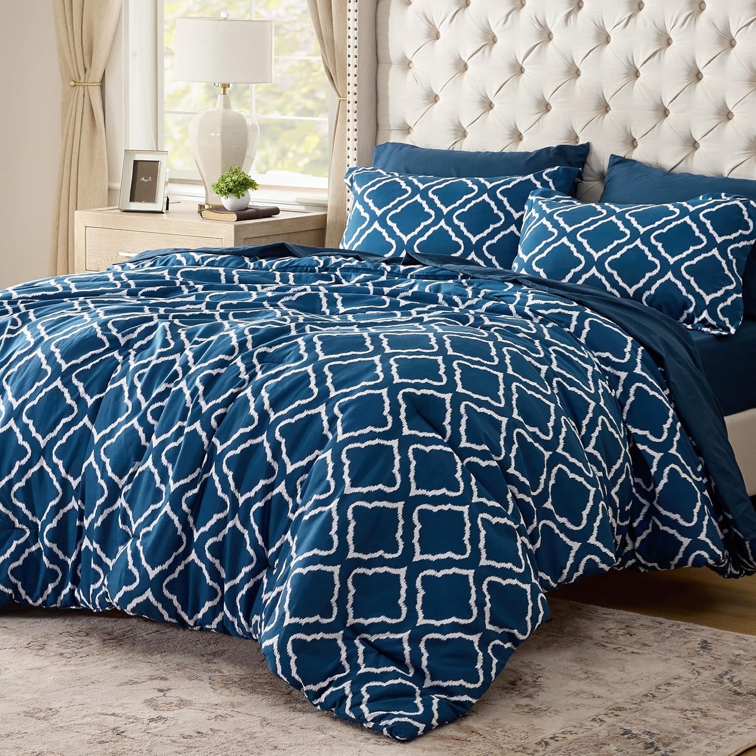 Bedsure Cozy Comfort Full Comforter Set 7 Pieces Navy Blue Quatrefoil ...