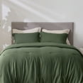 thumbnail image 1 of U by Bedsure Green Solid Print 3-Piece Queen Comforter Set, 1 Comforter and 2 Pillowcases, 1 of 6