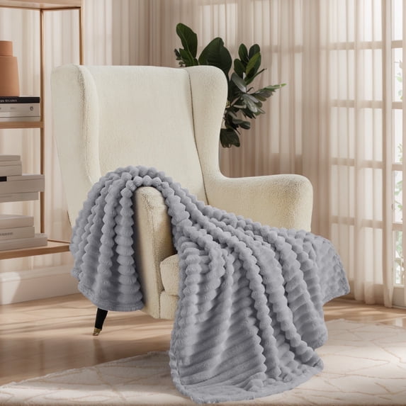 U by Bedsure Harbor Mist Fleece Throw Blanket for Couch - Super Soft Cozy Blankets for Women, Girls, 50x60 inches