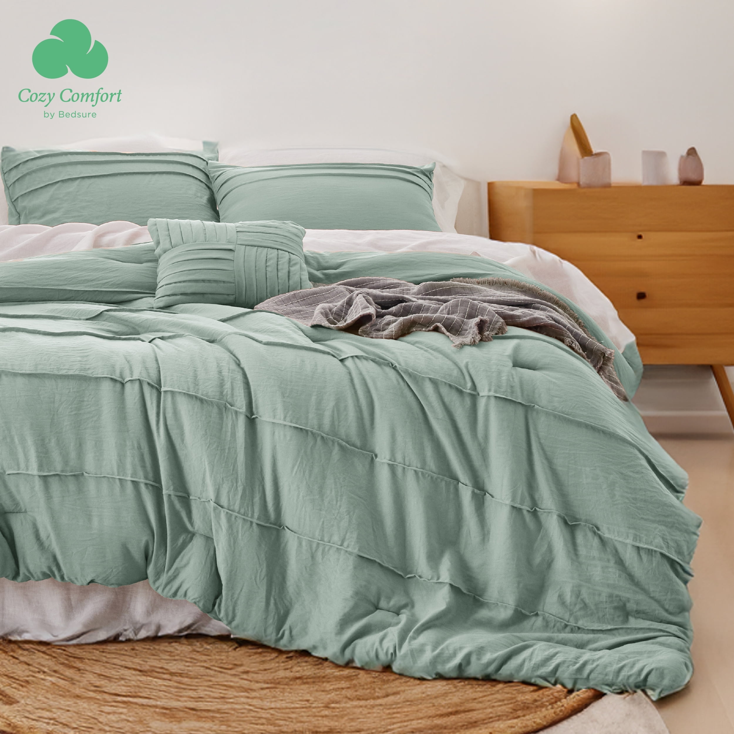 Cozy Comfort Sage Green Queen Comforter Set - 4 Pieces Pinch Pleat Bed Set, Down Alternative Bedding Sets for All Season, 1 Comforter, 2 Pillowcases, 1 Decorative Pillow