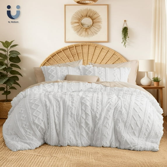 U by Bedsure Tufted Boho Comforter Set Full, White, 3 Pieces Farmhouse Shabby Chic Embroidery Bed Set, Soft Jacquard Comforter for All Seasons