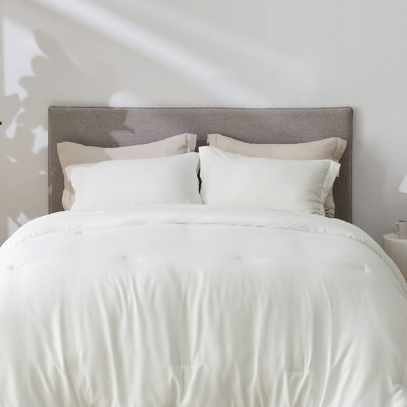 U by Bedsure White Solid Print 2-Piece Twin Comforter Set, 1 Lightweight Comforter and 1 Pillowcase