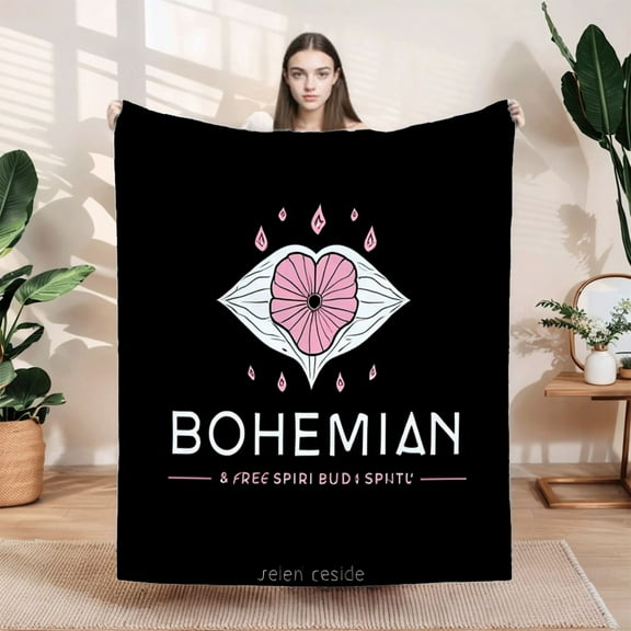 Cozy Flannel Blanket with Heart & Petal Design - Soft Warm Throw for Sofa Travel Bed & Chair - Perfect for Bohemian Decor