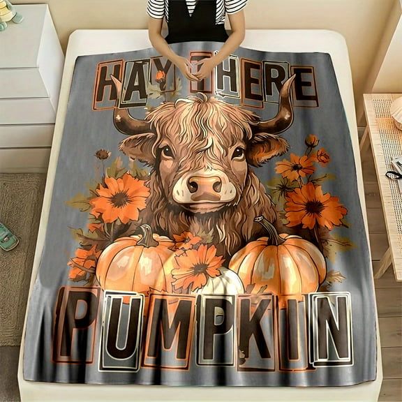 Cozy Highland Cow & Pumpkin Print Flannel Throw Blanket Soft Reversible All-Season Comfort for Bed Sofa Camping Machine Washable