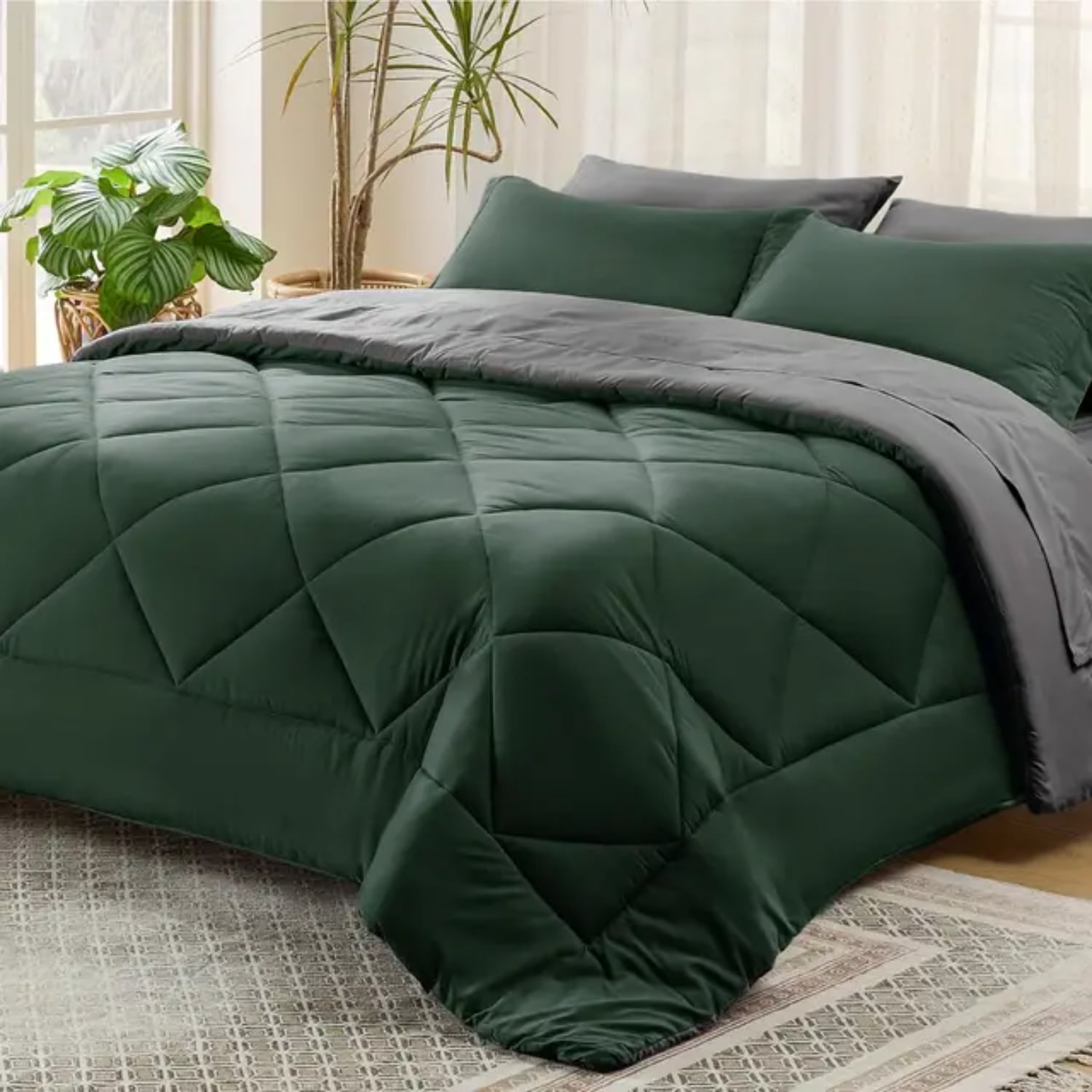 Cozy Reversible Queen Size Comforter Set Includes Soft Comforters