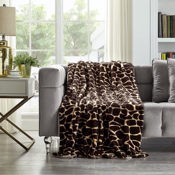 Cozy Tyme Nasir 100% Polyester Faux Fur Throw - Printed Rabbit Fur 50"x 60" Giraffe