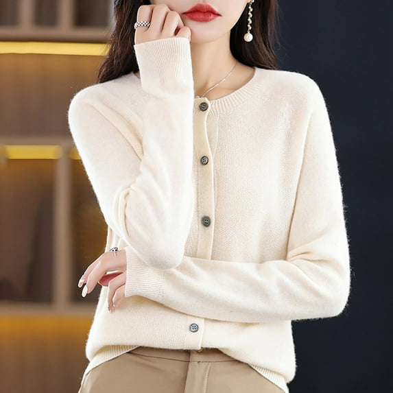 Cozy Women's Cardigan Soft Knit Long Sleeve Button Front Fashionable Sweater for Everyday Wear Comfortable Layering