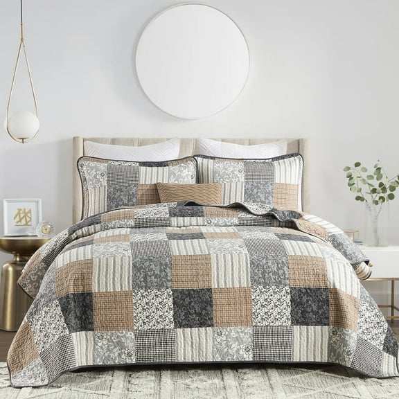 CozyDH 3-Piece 100% Cotton Rustic/Lodge Queen Quilt Set, Brown Plaid Patchwork Bedspread with 2 Shams