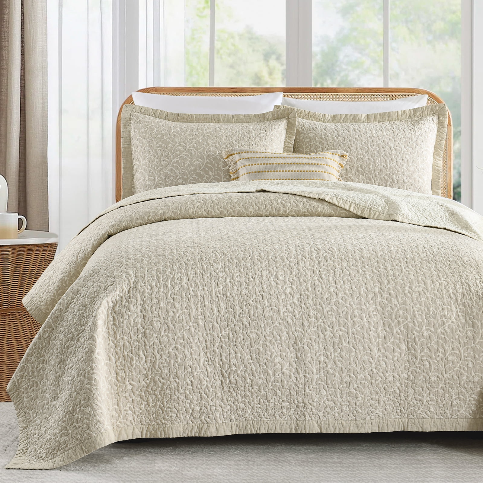Quilt Bedding Set Woven 3 Piece Set Double/Queen Transitions Alloy main image 0