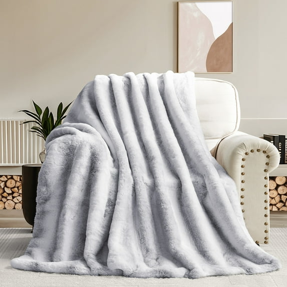 Cozylore Luxury Faux Fur Throw Blanket for Bed Super Thick Warm Fuzzy Blankets for Bedroom Living Room, 60" x 80", White