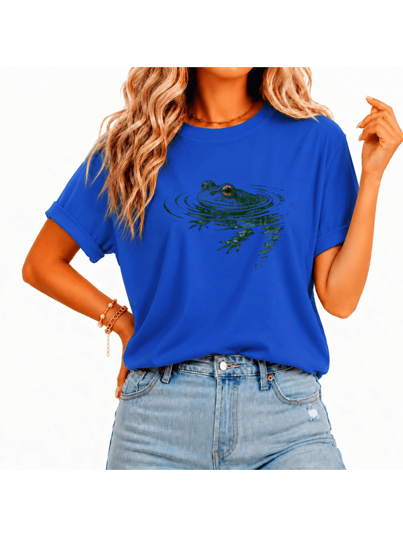 Women’s Artistic Frog Graphic Tee - Green Side-Profile Toad Illustration Crew Neck Short Sleeve T-Shirt with Water Ripple Art