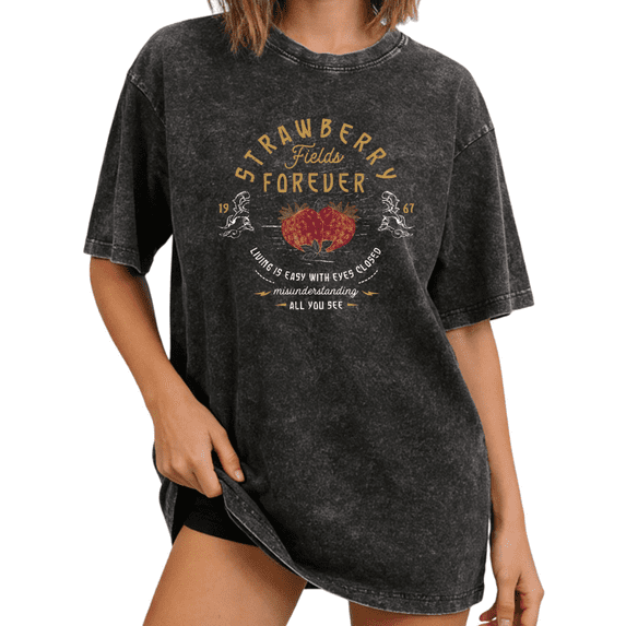 Cozymy Women's Vintage Strawberry Graphic Vintage Washed T-Shirt Short Sleeve Crewneck Distressed Relaxed Fit Retro Fruit Classic Farm Style Tee S-2XL