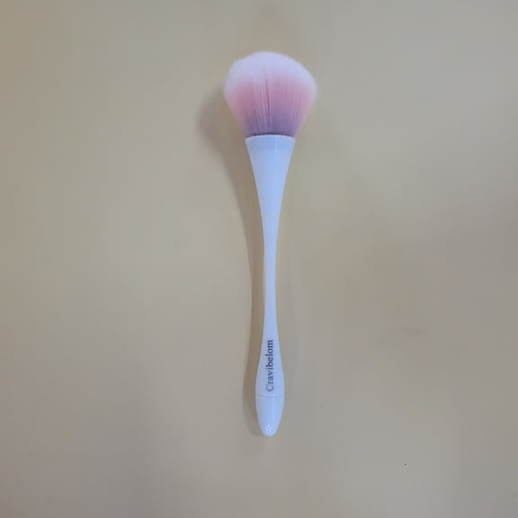 Cravibelom Makeup tools Gentle, skin-friendly face makeup brush for loose powder and pressed powder