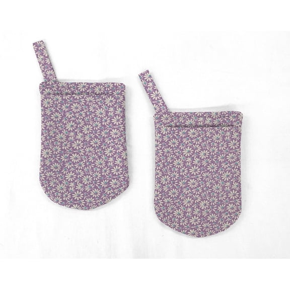Crazy for Daisies Oven Mitts (Set Of 2) by Penny's Needful Things (Lilac)
