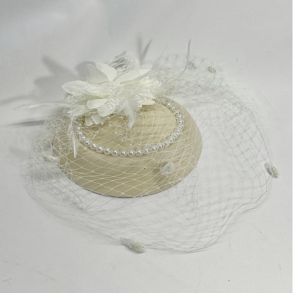 Creamy Pearl Fascinator with Lace Veil