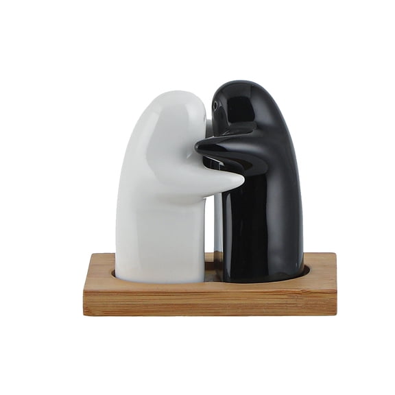 Creative Ceramic Hugging Figurine Pepper Shaker Ideal Wedding Favor and Home Decor for Dining Kitchen with Hole Dispensing Design and Silicone Funnel