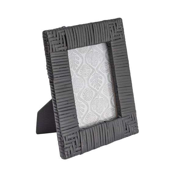 Creative Co-Op Handwoven Rattan Photo Frame, Black (Holds 4" x 6" Photo)