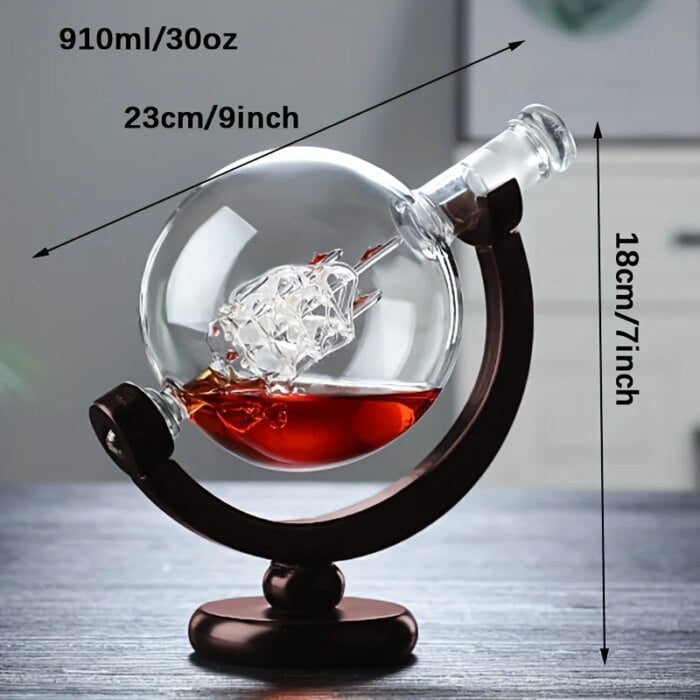 Cobra Round Whiskey Bottle Handmade Crystal Decanter 32 Oz
