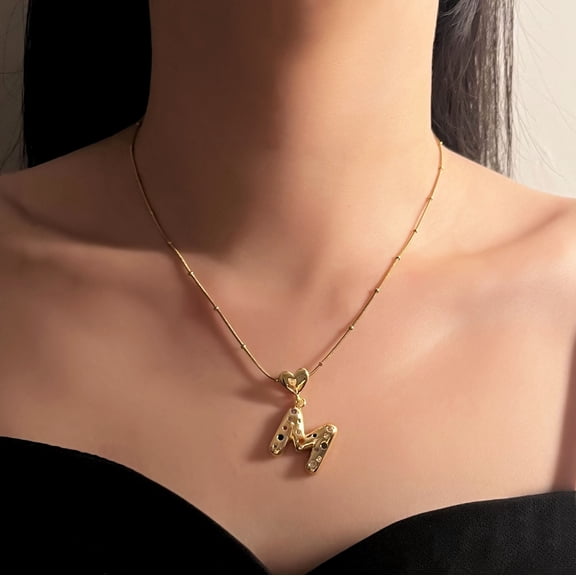 Creative Personality Rhinestone Letter M Pendant Necklace for Women Wedding Party Clavicle Jewelry Gifts