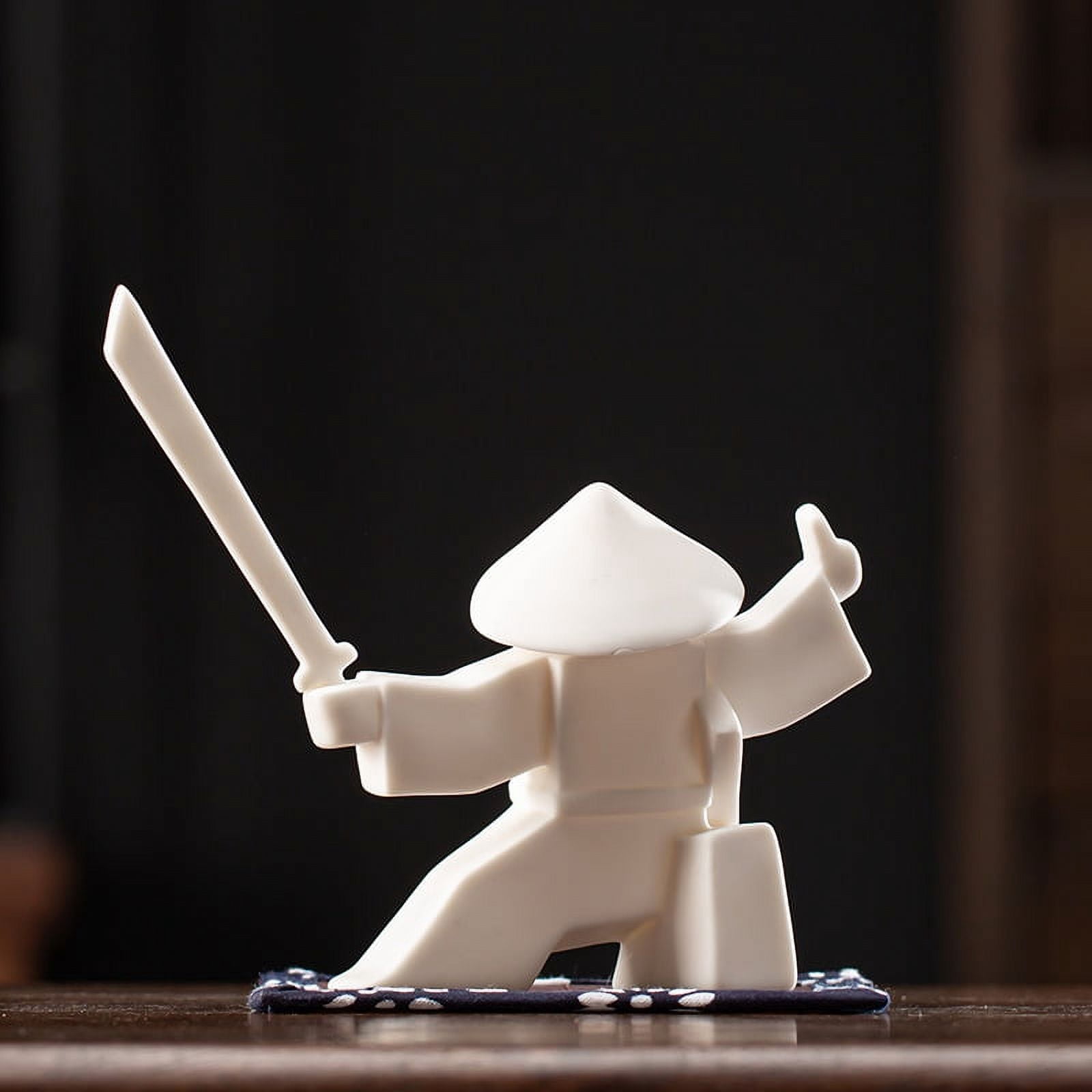 Creative Samurai Modern Ceramic Ornament Incense Burner, Heroic Tea Pet, Home Indoor Sandalwood Incense Holder, Incense Tray