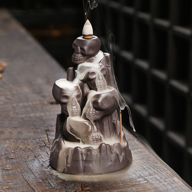 Creative Waterfall Skull Head Series Backflow Incense Burner European Style Halloween Reflow Incense Burner Holder Ornaments